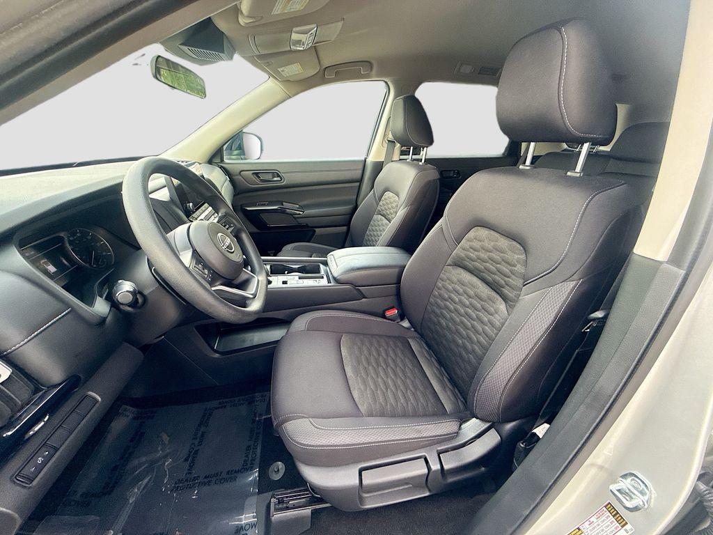 used 2024 Nissan Pathfinder car, priced at $27,400