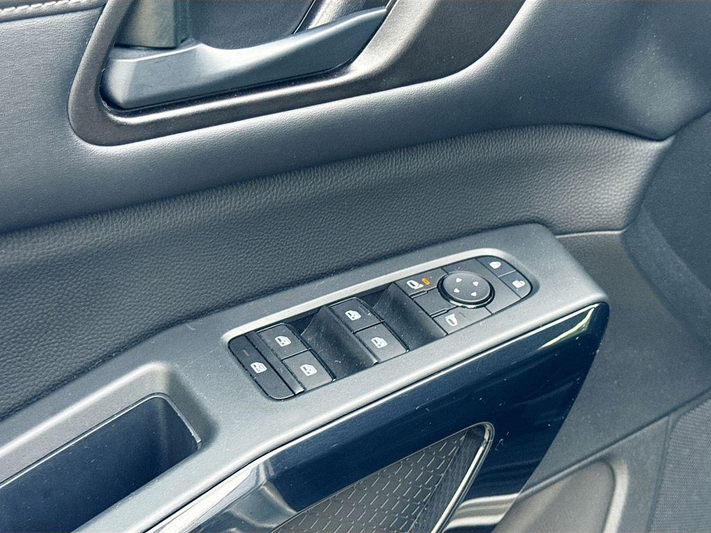 used 2024 Nissan Pathfinder car, priced at $27,400