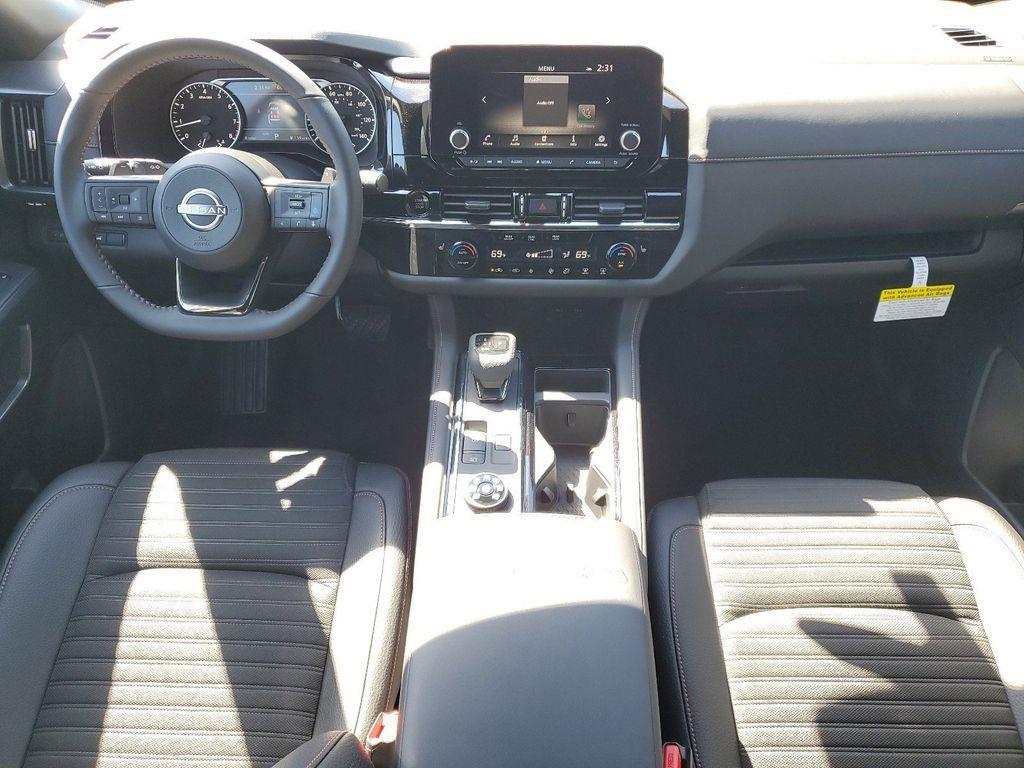 new 2025 Nissan Pathfinder car, priced at $41,682