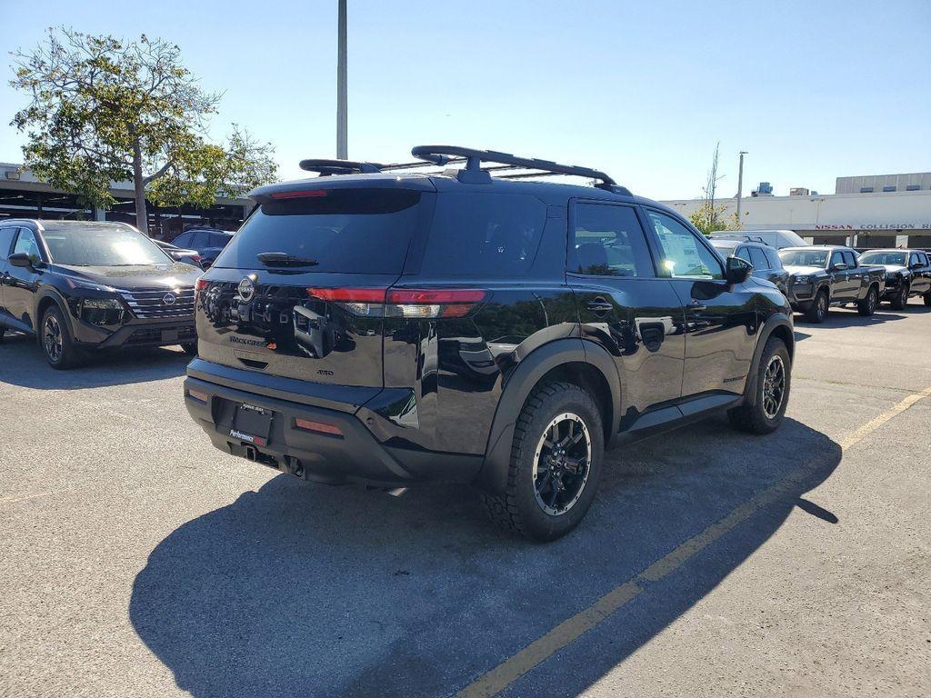 new 2025 Nissan Pathfinder car, priced at $41,682