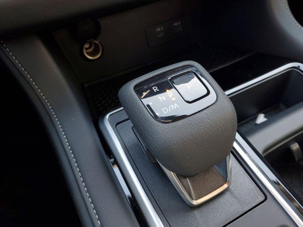 new 2025 Nissan Pathfinder car, priced at $39,121
