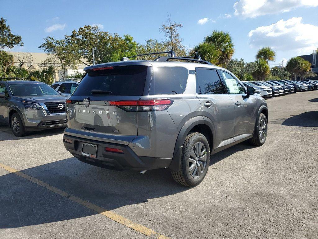 new 2025 Nissan Pathfinder car, priced at $39,121