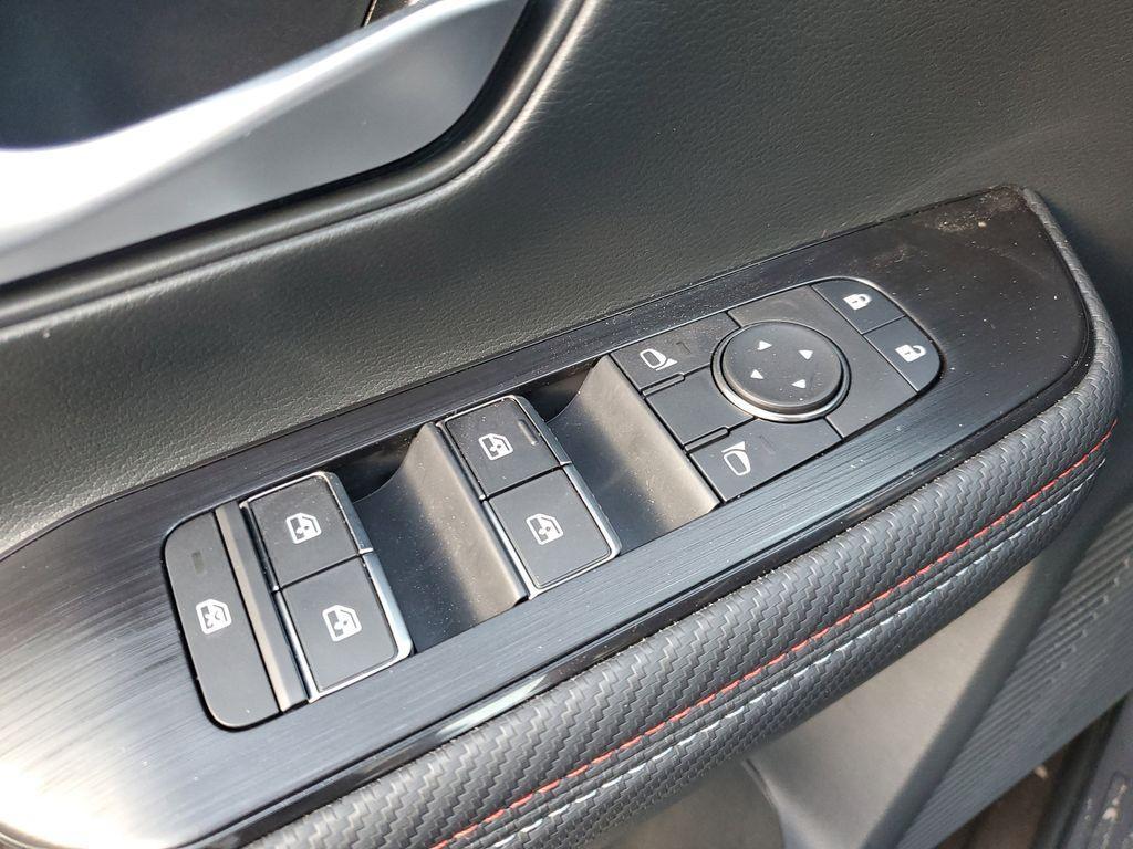new 2025 Nissan Kicks car, priced at $26,163