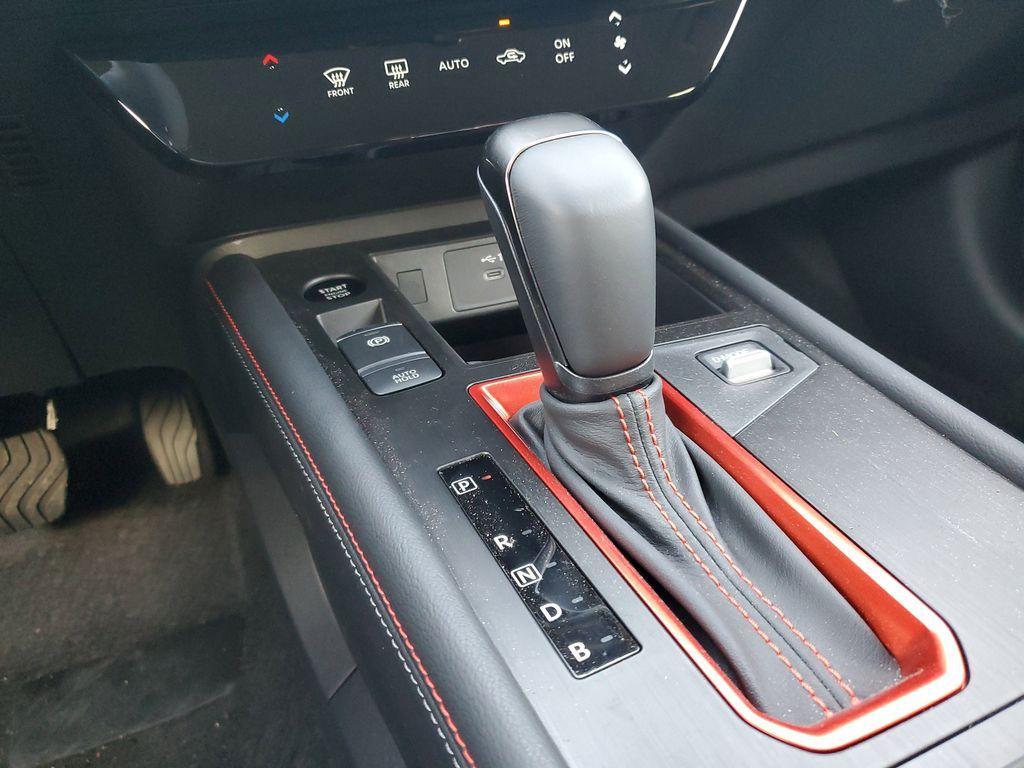 new 2025 Nissan Kicks car, priced at $26,163