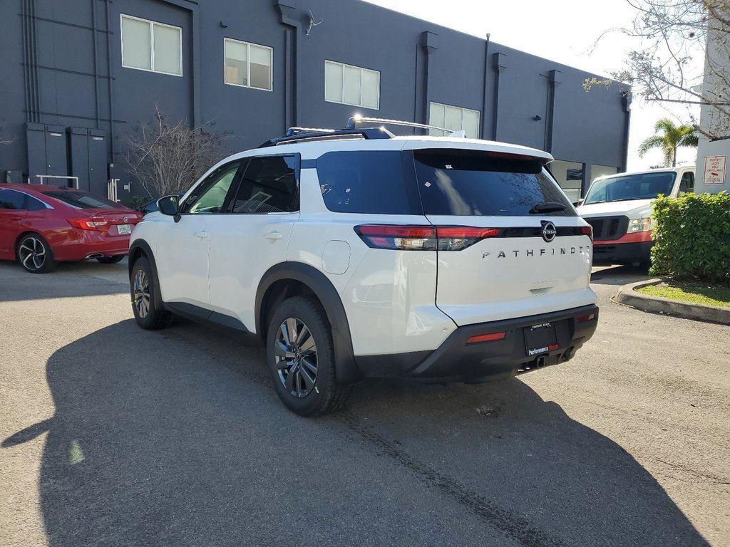 new 2025 Nissan Pathfinder car, priced at $39,383
