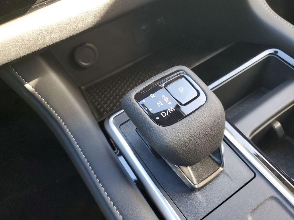 new 2025 Nissan Pathfinder car, priced at $38,269
