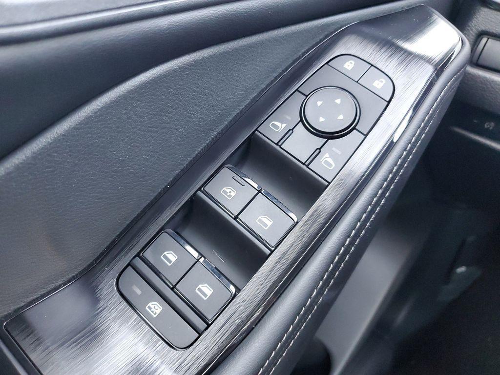 new 2025 Nissan Rogue car, priced at $29,253
