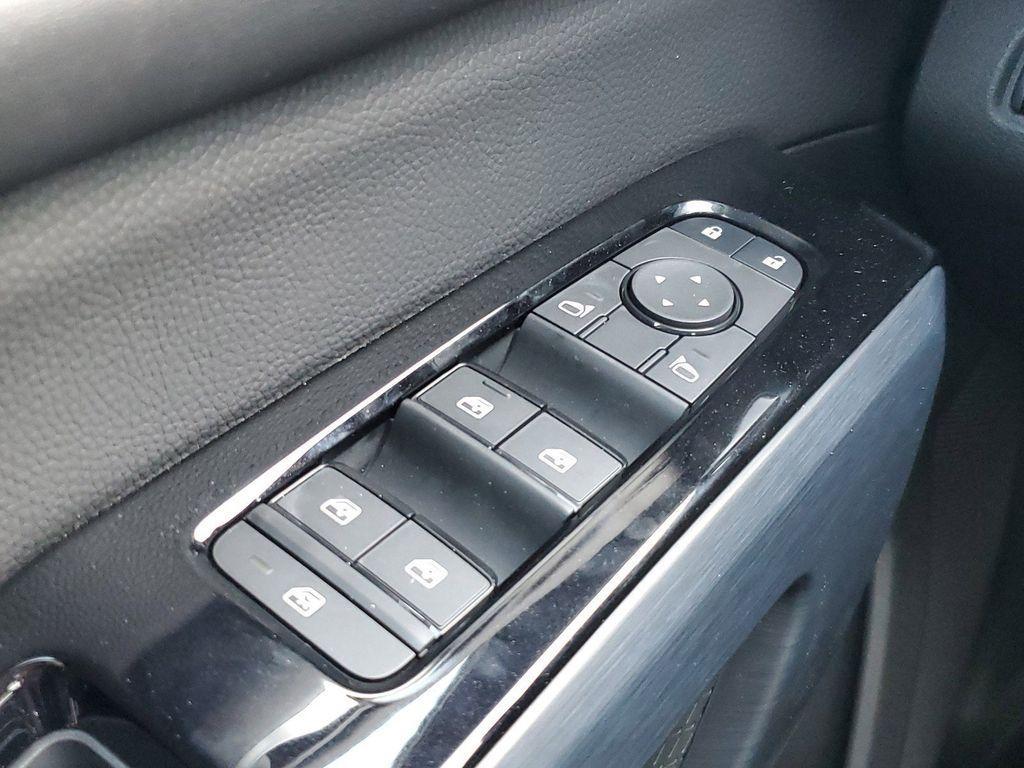new 2025 Nissan Pathfinder car, priced at $42,807