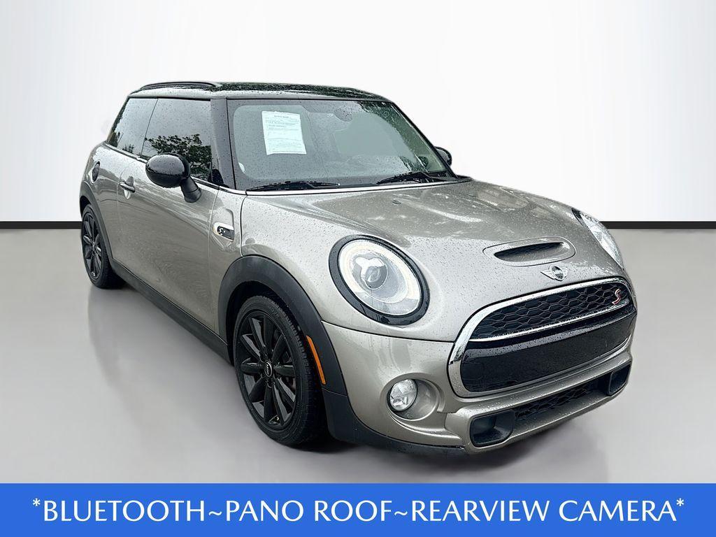 used 2018 MINI Hardtop car, priced at $10,900
