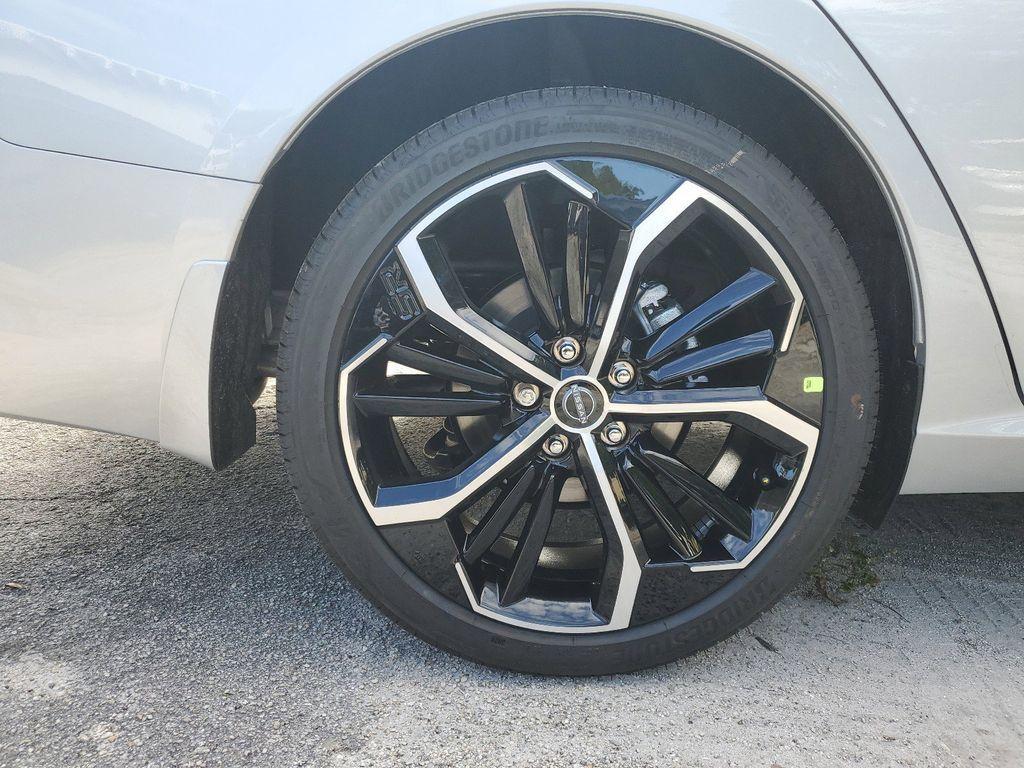 new 2025 Nissan Altima car, priced at $29,604
