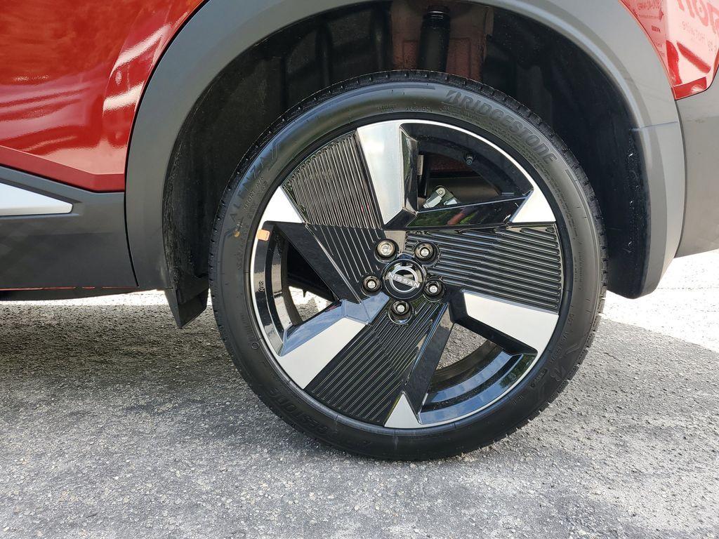 new 2025 Nissan Kicks car, priced at $26,644