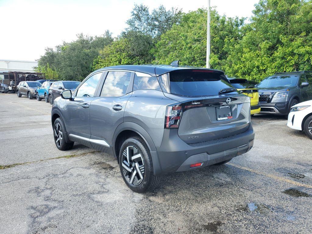 new 2025 Nissan Kicks car, priced at $23,765