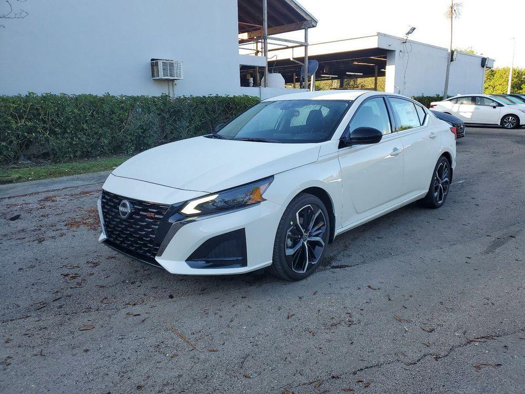 new 2025 Nissan Altima car, priced at $27,457