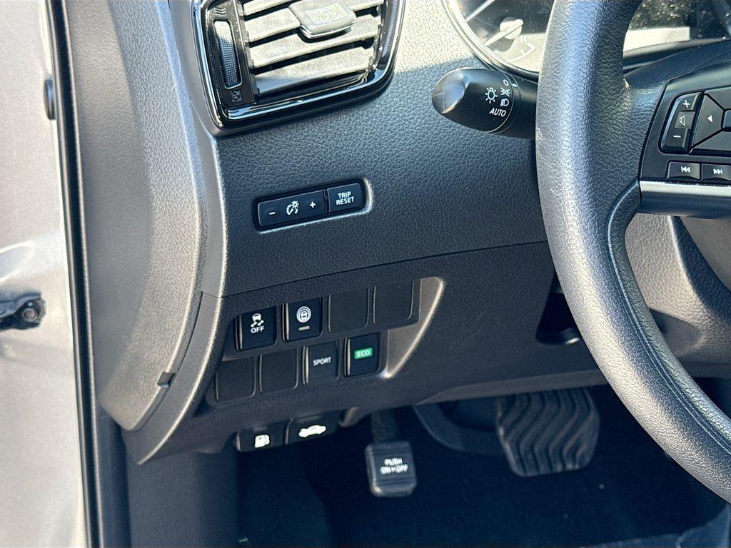 used 2022 Nissan Rogue Sport car, priced at $14,600