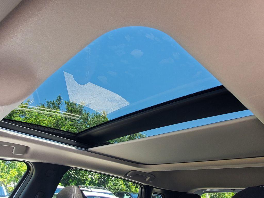 new 2025 Nissan Kicks car, priced at $23,765
