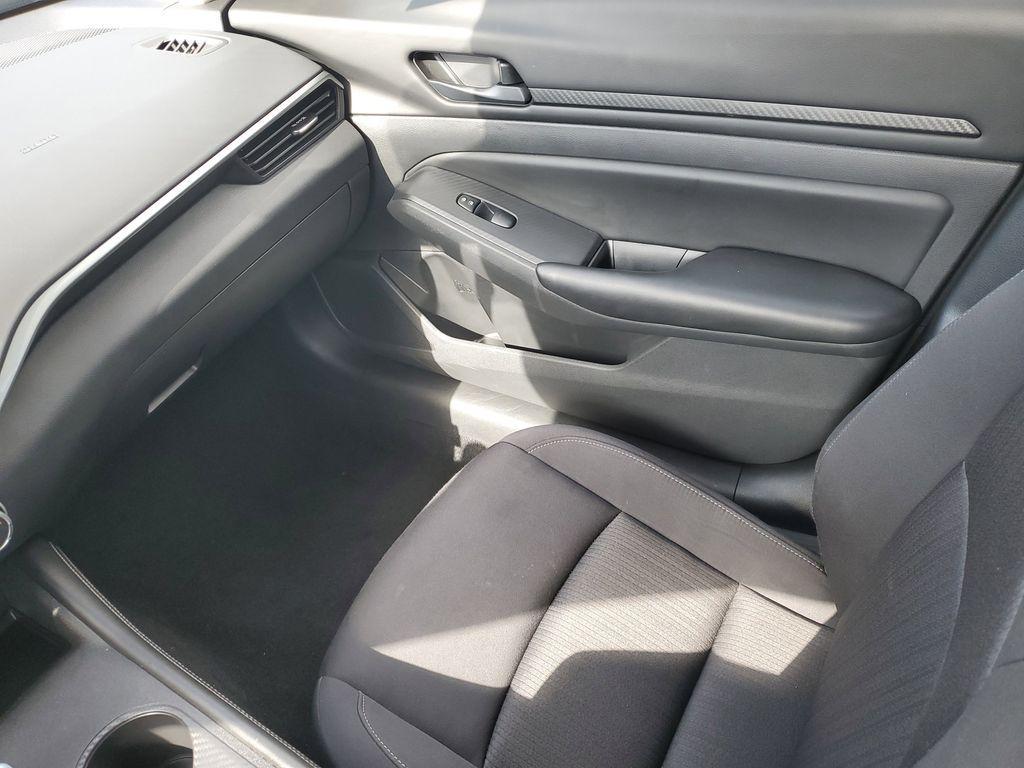 used 2023 Nissan Altima car, priced at $17,400
