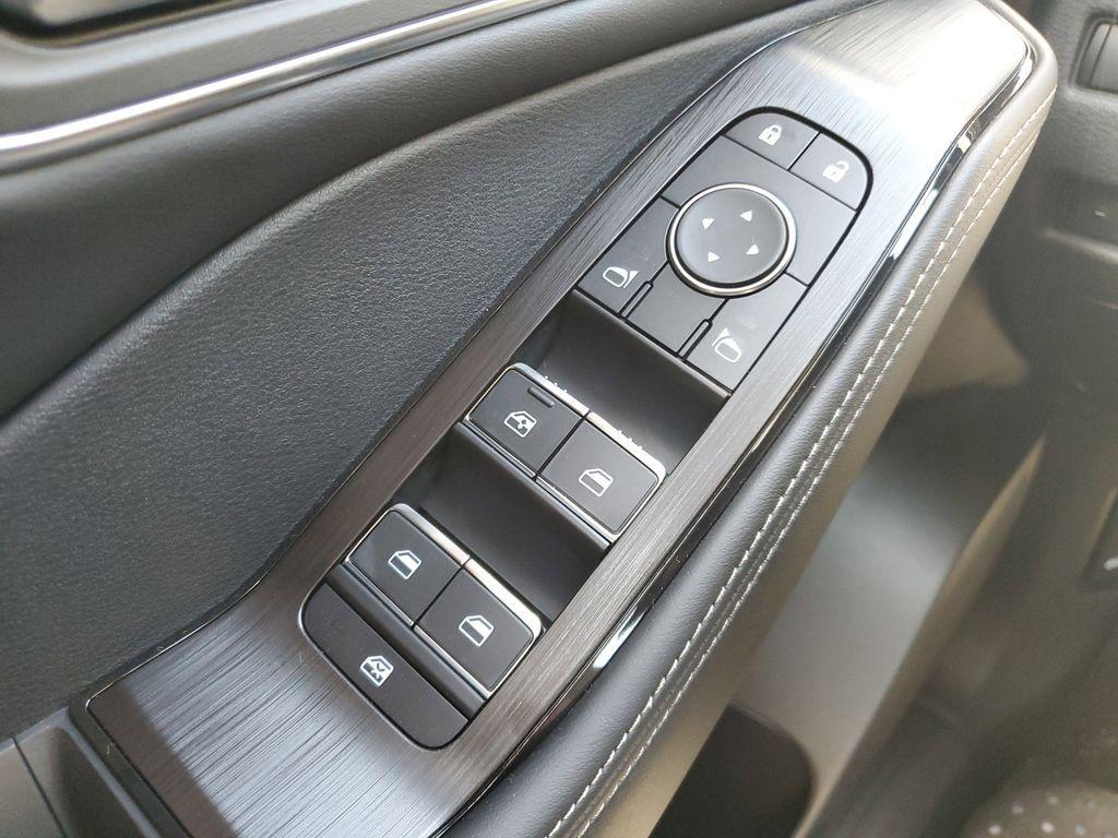 new 2025 Nissan Rogue car, priced at $40,956