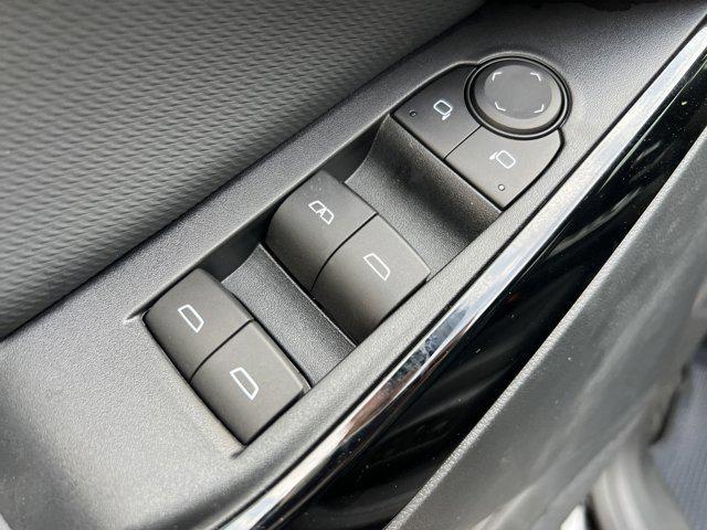 new 2026 Chevrolet Equinox car, priced at $33,040