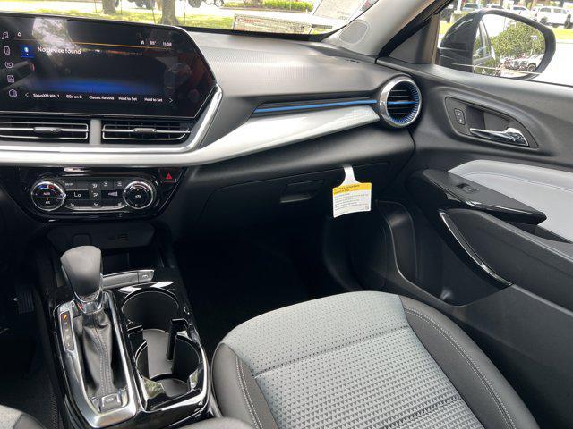 new 2025 Chevrolet Trax car, priced at $24,530