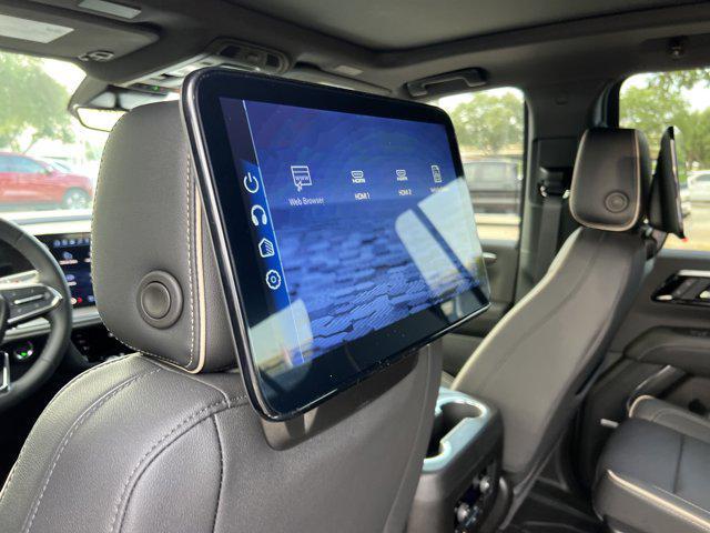 new 2025 Chevrolet Suburban car, priced at $80,000