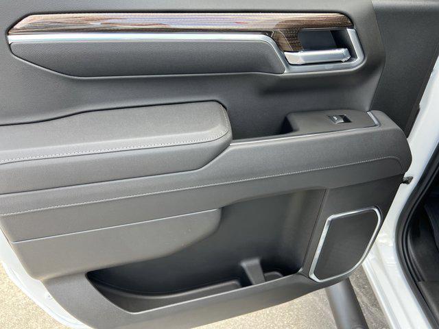 new 2025 Chevrolet Silverado 1500 car, priced at $57,740