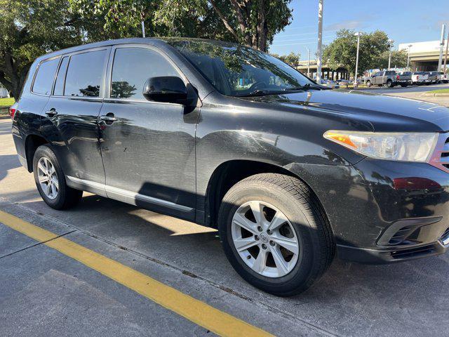 used 2013 Toyota Highlander car, priced at $14,999