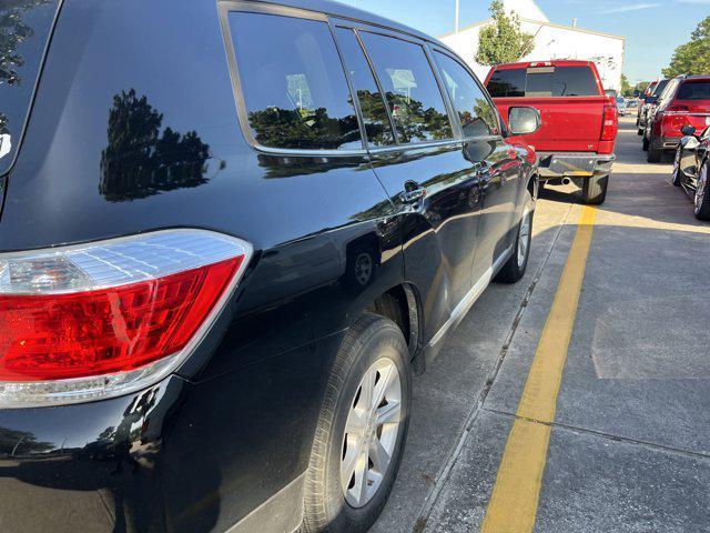 used 2013 Toyota Highlander car, priced at $14,999