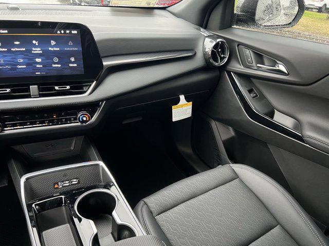 new 2026 Chevrolet Equinox car, priced at $31,590