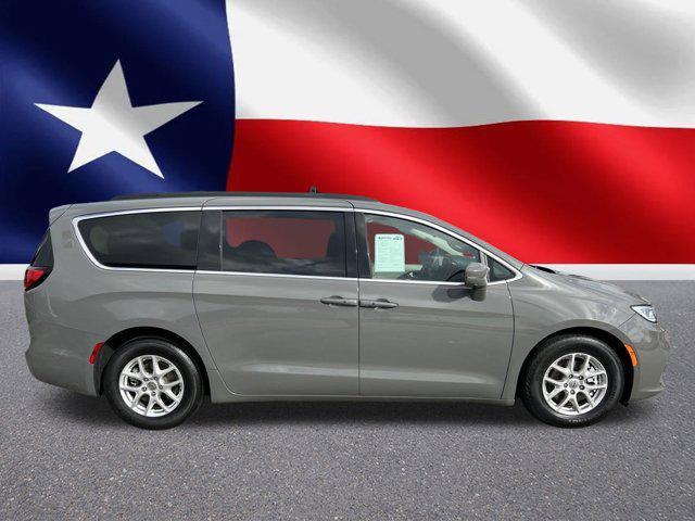 used 2022 Chrysler Pacifica car, priced at $25,438