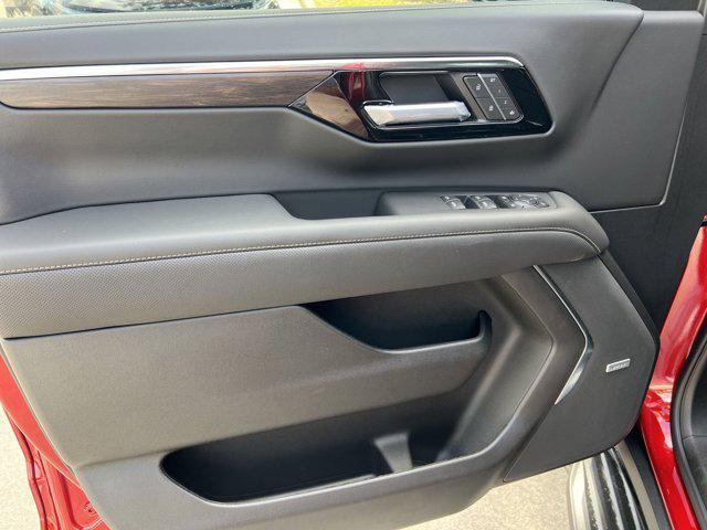 new 2025 Chevrolet Suburban car, priced at $85,771