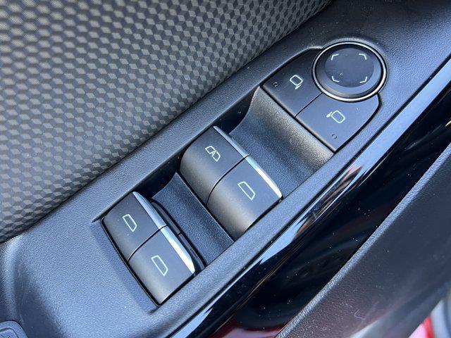 new 2025 Chevrolet Equinox car, priced at $35,130