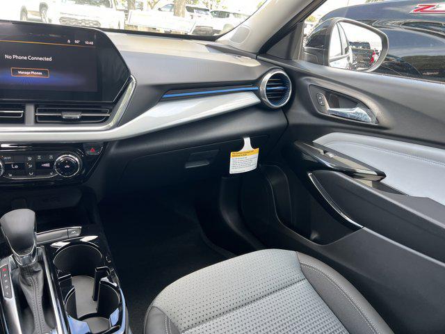 new 2025 Chevrolet Trax car, priced at $25,130
