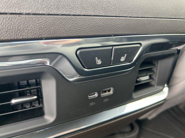 new 2025 Chevrolet Silverado 1500 car, priced at $58,070