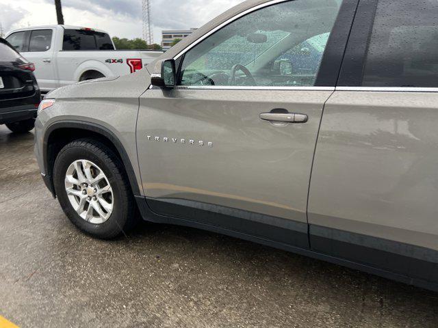 used 2019 Chevrolet Traverse car, priced at $10,999