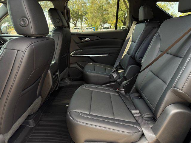 new 2026 Chevrolet Traverse car, priced at $45,811