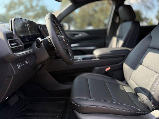 new 2026 Chevrolet Traverse car, priced at $45,811