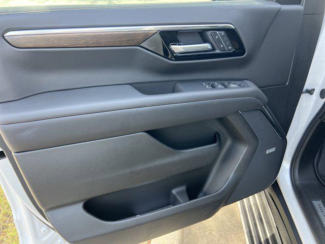 new 2025 Chevrolet Tahoe car, priced at $89,790