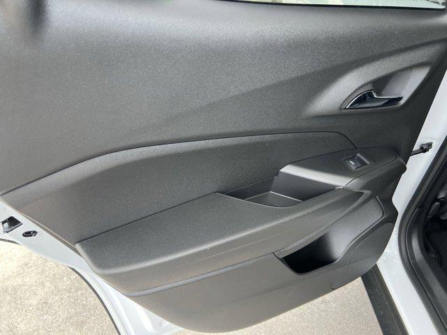 new 2025 Chevrolet Trax car, priced at $24,031