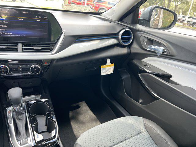 new 2025 Chevrolet Trax car, priced at $25,130