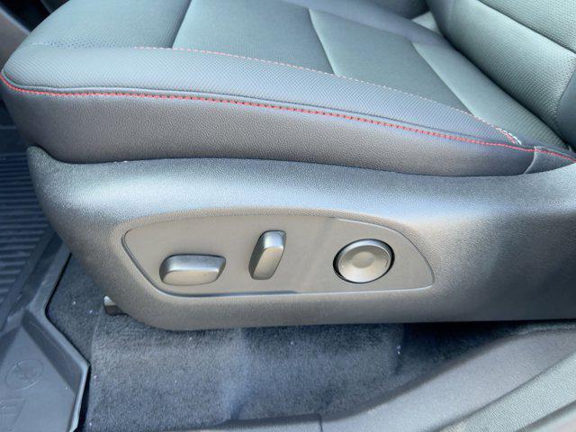 new 2026 Chevrolet Traverse car, priced at $51,611