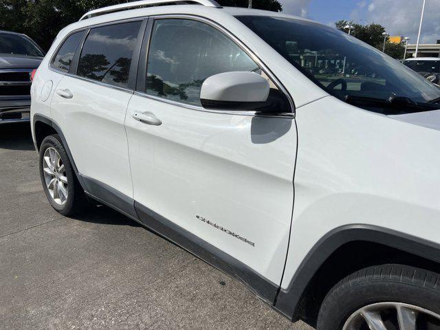 used 2017 Jeep Cherokee car, priced at $13,999