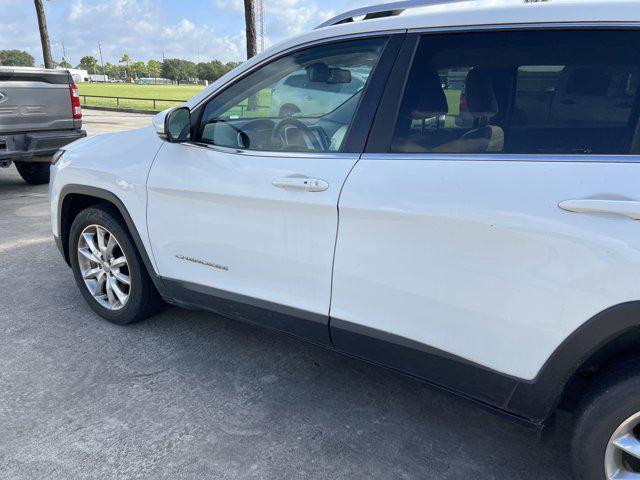 used 2017 Jeep Cherokee car, priced at $13,999