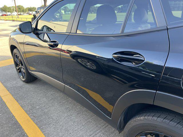 used 2025 Chevrolet Trax car, priced at $24,999