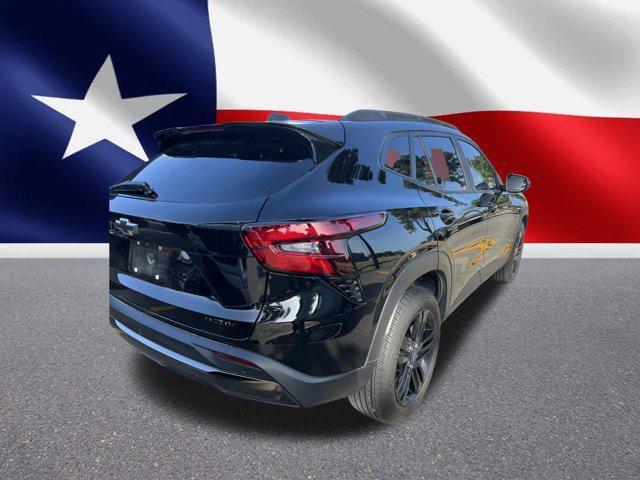 used 2025 Chevrolet Trax car, priced at $24,999