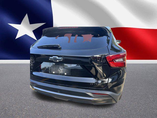 used 2025 Chevrolet Trax car, priced at $24,999