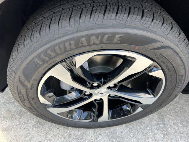 new 2025 Chevrolet Trax car, priced at $22,990