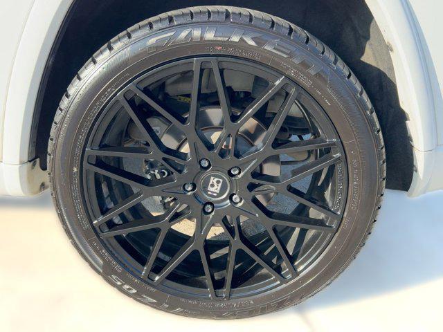 used 2020 Jeep Grand Cherokee car, priced at $22,999