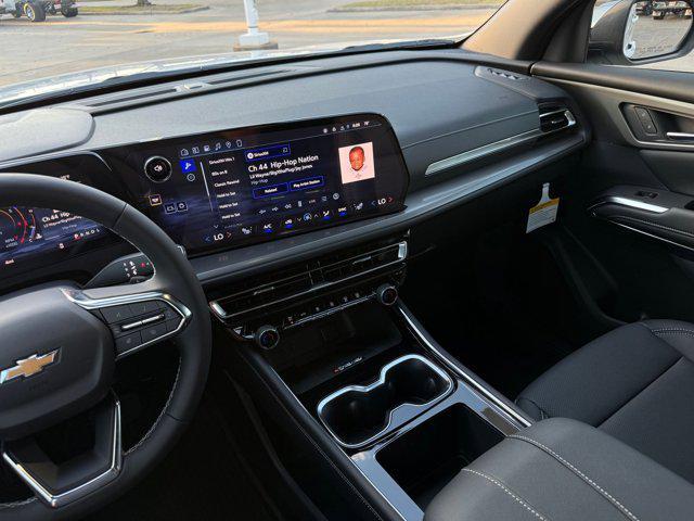 new 2026 Chevrolet Traverse car, priced at $44,581