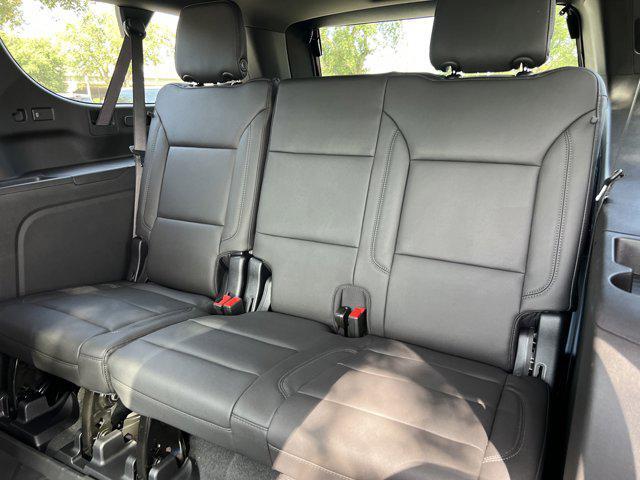 new 2025 Chevrolet Suburban car, priced at $73,120
