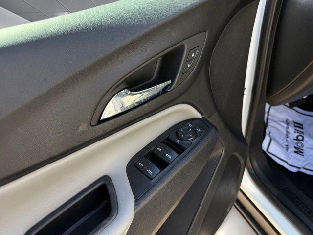 used 2022 Chevrolet Equinox car, priced at $17,887